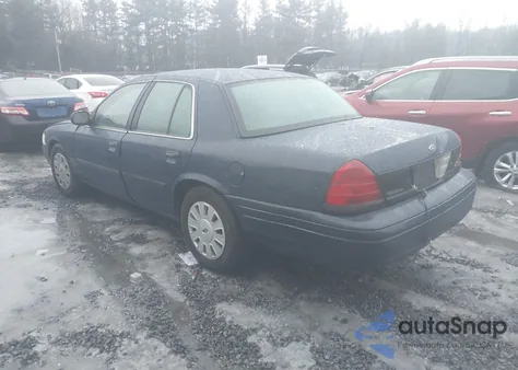 2011 Ford Crown Victoria Police Interceptor z USA, uszkodzony, nr VIN 2FABP7BV2BX172403